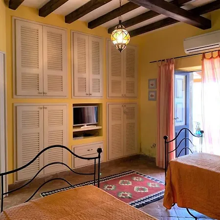 La Casa Sul Porto Di Santa Marina - Isole Eolie