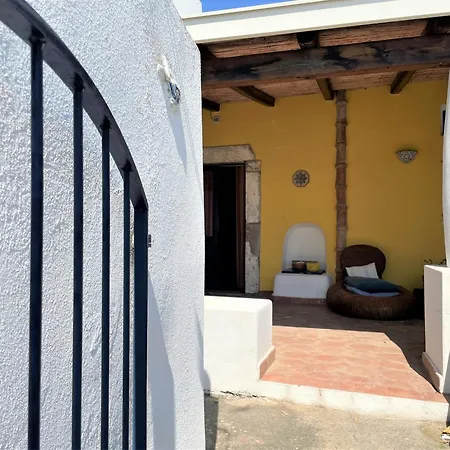 Holiday home La Casa Sul Porto Di Santa Marina - Isole Eolie *