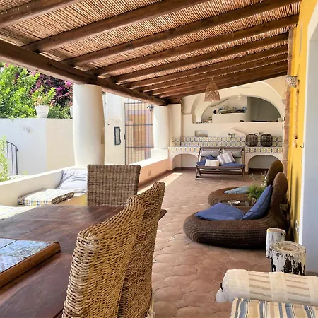 La Casa Sul Porto Di Santa Marina - Isole Eolie Holiday home *