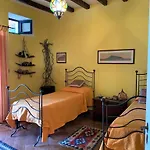 La Casa Sul Porto Di Santa Marina - Isole Eolie Casa de Férias *