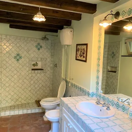 Hébergement de vacances La Casa Sul Porto Di Santa Marina - Isole Eolie *